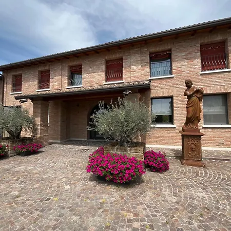 Agriturismo La Sapienza-3
